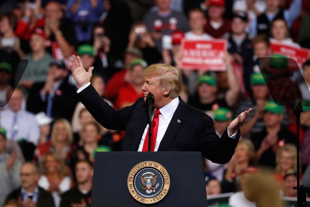 U.S. President Donald Trump holds a rally in Council Bluffs, Iowa on Oct. 9, 2018. (Photo: Reuters/Leah Millis)
