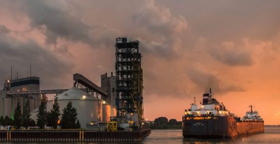 With the Seaway system reopened for 2014, increasing demand for durum through ports in Eastern Canada has helped lift durum values. (Richardson.ca)
