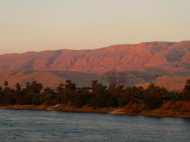 A stretch of the Nile south of Luxor. Egypt today spends more than US$4 billion a year on food subsidies. (Cia.gov)

