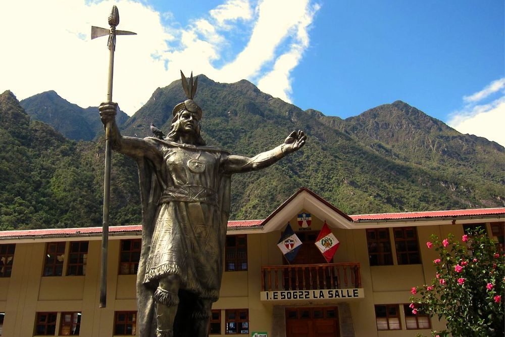 A town square in Aguas Calientes, near Machu Picchu in southern Peru. (CIA.gov)
