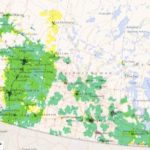 The CRTC’s map of broadband internet availability in the Prairie provinces, at the end of 2014. Green areas denote fixed wireless service; yellow denotes LTE; purple and blue denote cable and DSL/fibre connections respectively. (CRTC.gc.ca)