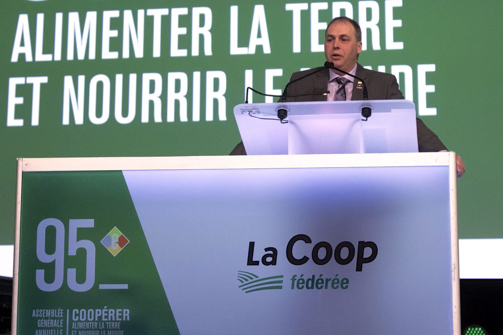 Coop federee president Ghislain Gervais speaks to the co-operative’s AGM Feb. 23 in Quebec City. (CNW Group/La Coop federee)
