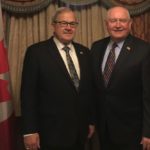 Canadian Agriculture Minister Lawrence MacAulay (l) and U.S. Agriculture Secretary Sonny Perdue meet in Toronto on June 5. (Government of Canada photo)