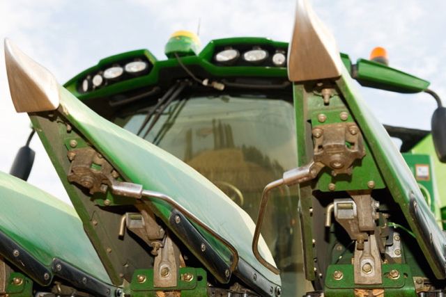 (Deere.ca)

