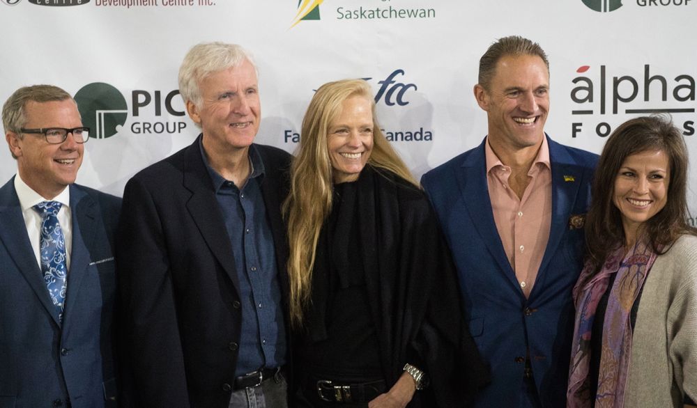 Saskatchewan Premier Brad Wall, Verdient’s James Cameron and Suzy Amis Cameron and PIC’s Greg and Olivia Yuel (l-r) announce the opening of the Verdient plant at Vanscoy. (Golden Media photo by Chad Reynold)
