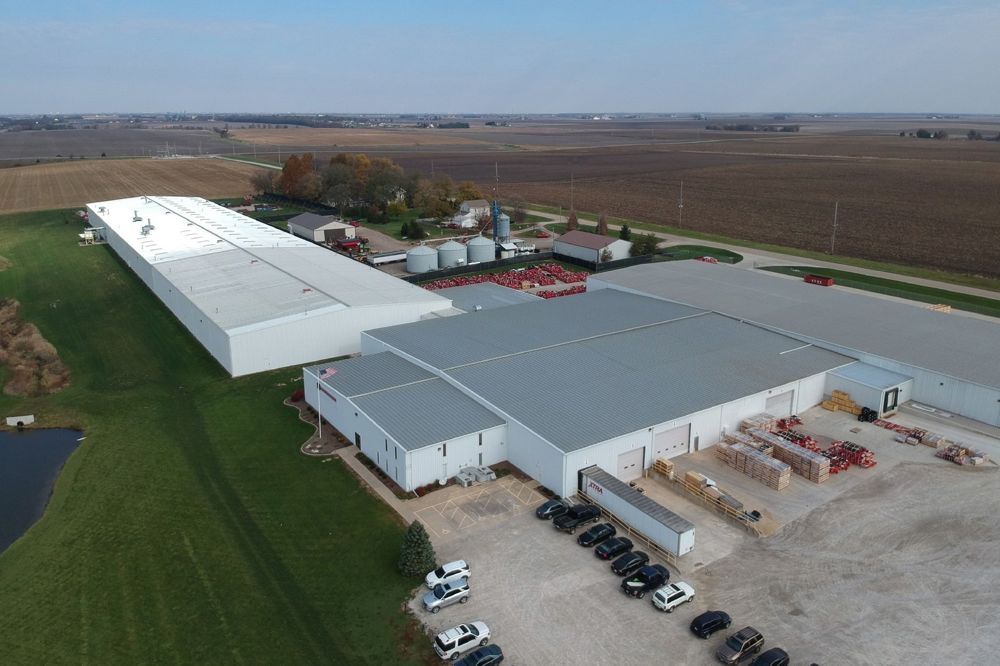 Regina-based Brandt’s agriculture division plans to make equipment for U.S. corn and soy growers at this plant north of Bloomington, Ill. (CNW Group/Brandt Tractor Ltd.)
