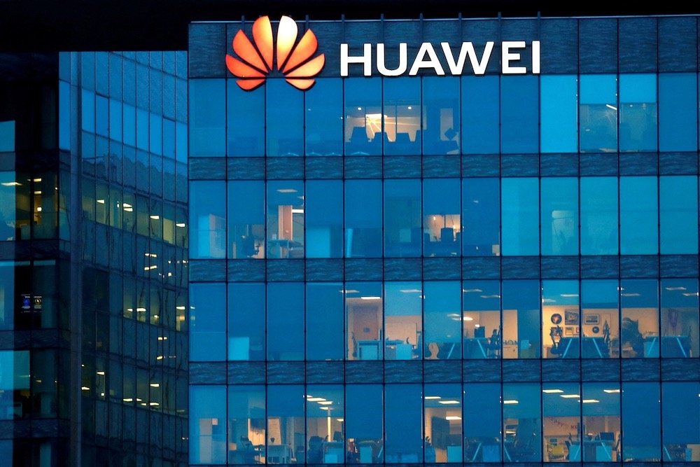 Huawei Technologies’ logo is shown on its France headquarters at Boulogne-Billancourt just west of Paris on Feb. 17, 2021. (Photo: Reuters/Gonzalo Fuentes)
