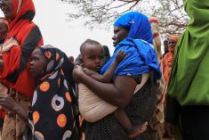 Internally displaced Ethiopians queue to receive food aid in the Higlo camp for people displaced by drought, at the town of Gode in Ethiopia’s Somali region on April 26, 2022. (Photo: Reuters/Tiksa Negeri)

