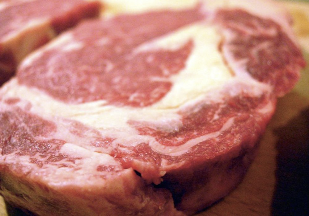In Saudi Arabia, Canadian beef is most often found in the foodservice sector, such as fine dining establishments and hotels. 