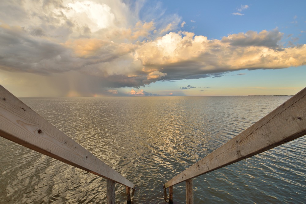 File photo of a storm cloud from the southwestern end of Lake Winnipeg at Matlock, Man. (IanChrisGraham/iStock/Getty Images Plus)
