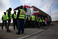 Polish farmers gather as they protest at Lithuanian border, alleging Ukrainian grain transports are brought back into Poland as ‘EU’ grain, and against European Union &lsquo;Green Deal&rdquo; near border crossing at Polish Lithuanian border in Budzisko, Poland, March 1, 2024. REUTERS/Kacper Pempel
