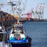 FILE PHOTO: Tugs are seen in the Port of Montreal in Montreal, Quebec, Canada, May 17, 2021.
Photo: REUTERS/Christinne Muschi/File