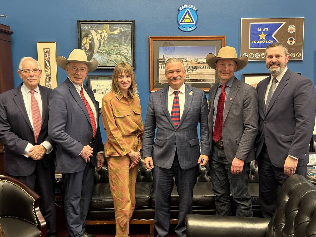 Canadian Cattle Association and Representative Don Bacon of Nebraska. Photo: CCA