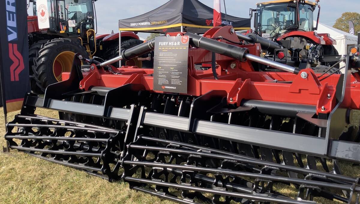 Versatile’s Fury HS150 high-speed disc on the show grounds at Canada’s Outdoor Farm Show on Sept. 10, 2025. Photo: Greg Berg