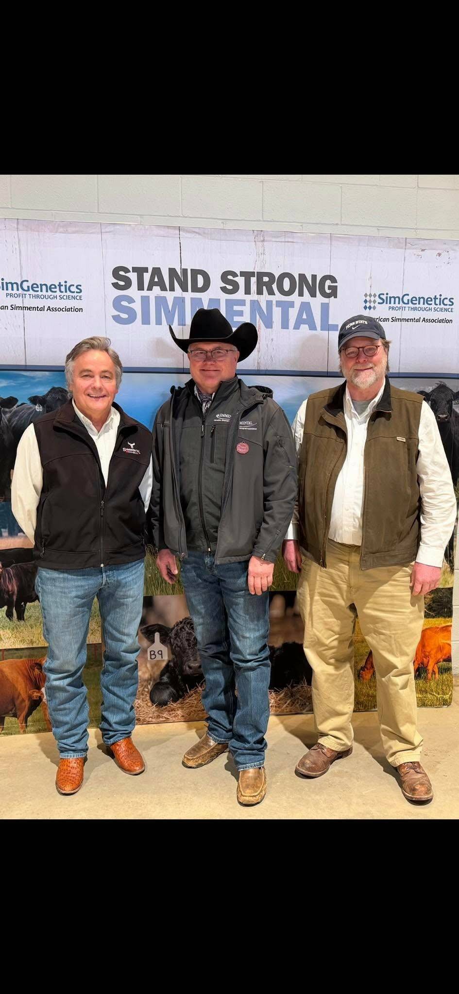 Canadian Simmental Association general manager Bruce Holmquist, pictured here flanked by longtime friends Wade Shafer and Bob Hough, will be leaving the association after 19 years. Photo: Supplied