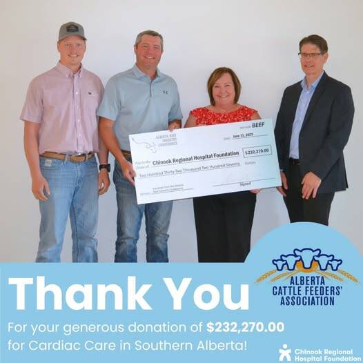Representatives from the Alberta Cattle Feeders’ Association present a donation to the Chinook Regional Hospital Foundation. Photo: Supplied