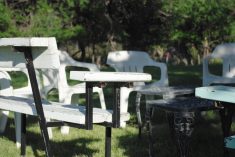 A survey found that the number of Americans without any close friends has quadrupled since 1990. Photo: Lisa Guenther